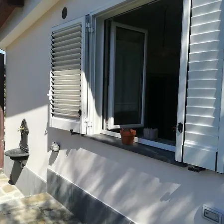 Holiday home Casa Vacanza L'ulivo *
